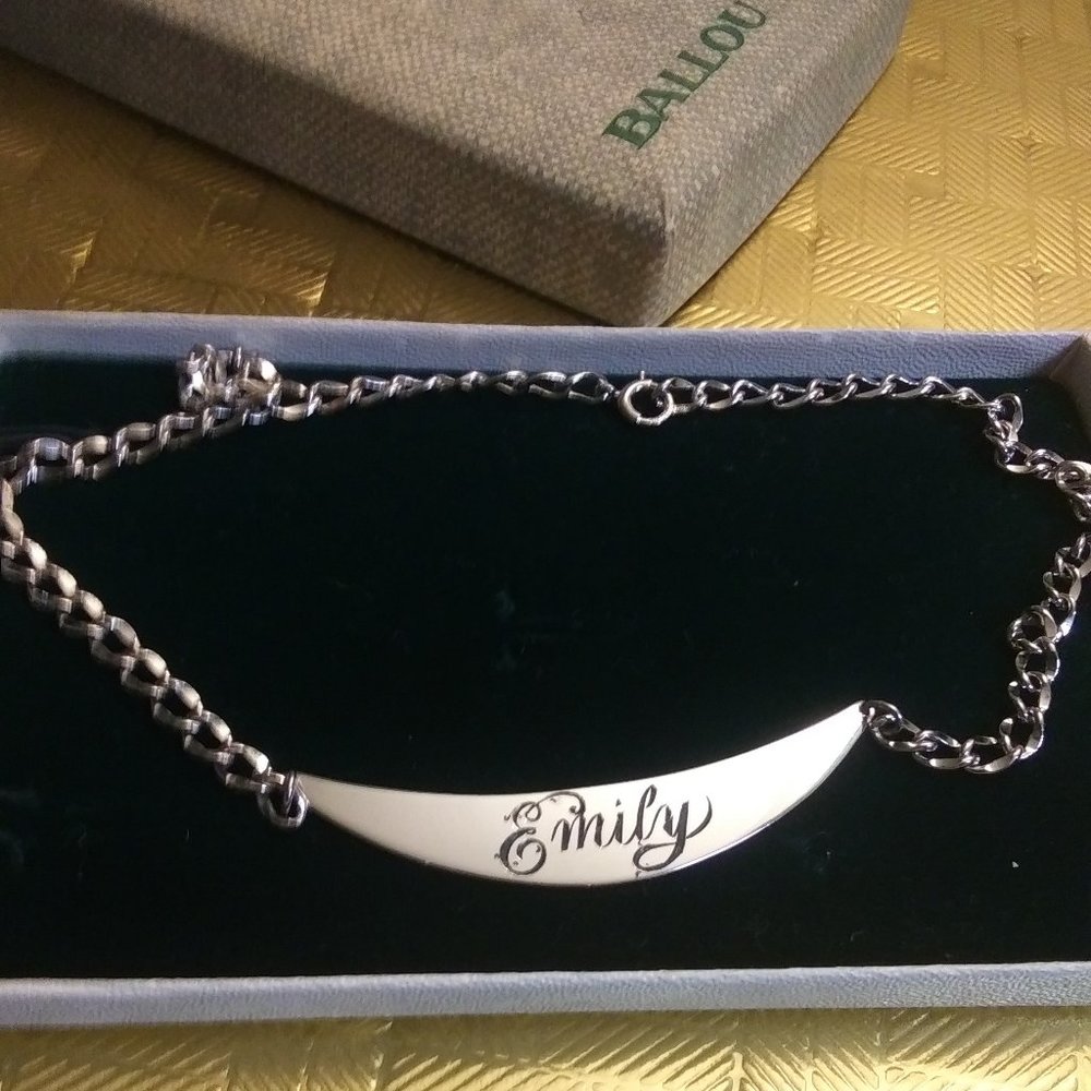 Silver Emily Necklace